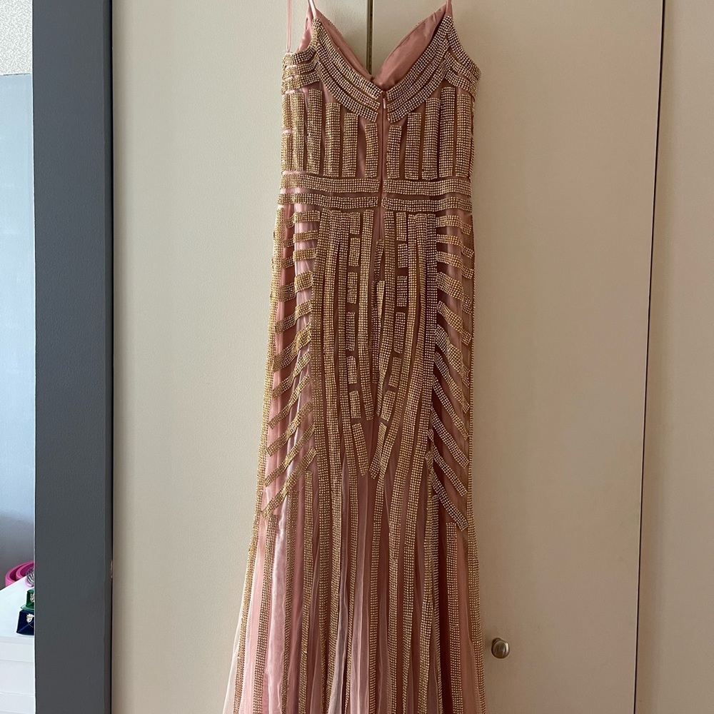 Beautiful gown! - Picture 3 of 6